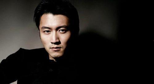 谢霆锋吃八瓜鱼视频大全,视频大全带你领略烹饪魅力