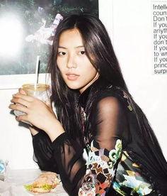 刘雯视频吃瓜是真的吗,真相揭秘